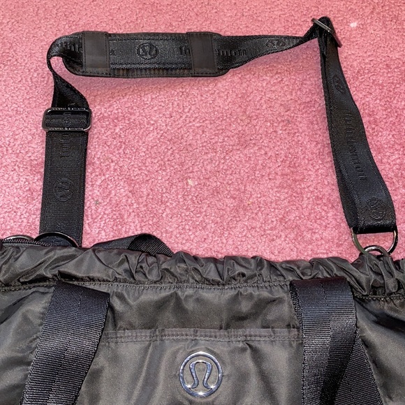 Beautiful lulu lemon tote bag - Picture 2 of 3